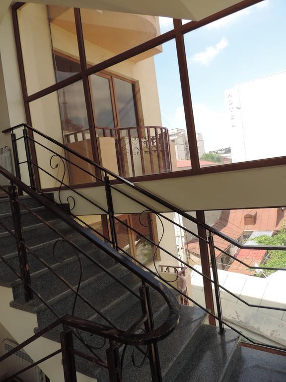 Begi Hotel Tbilisi Eksteriør bilde